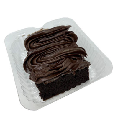Chocolate Cake Slice w/Fudge Icing   , 7 oz