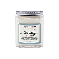 STONEWALL HOME SKI LODGE SOY CANDLE, 6.5 Ounce