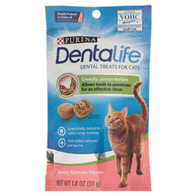 Purina DentaLife Made in USA Facilities Cat Dental Treats, Savory Salmon Flavor - 1.8 oz. Pouch, 1.8 Ounce