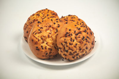 Fresh Baked Onion Rolls, 4 Pack