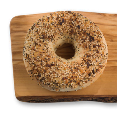 Fresh Baked Everything Bagel, Single, 3 oz, 3 Ounce