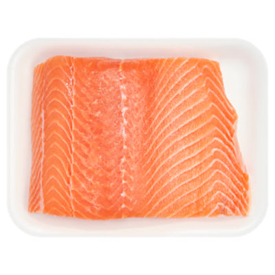 Fresh Tray Wrapped Atlantic Salmon Fillet