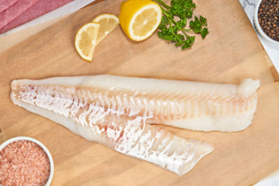 Fresh Tray Wrapped Previously Frozen Alaska Cod Fillet