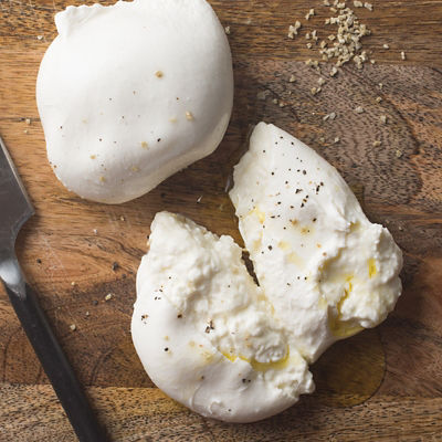 Calabro Store Made Fresh Burrata