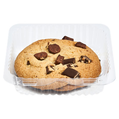 Store Baked Triple Chocolate Chunk Cookie, 1 ct, 4 oz