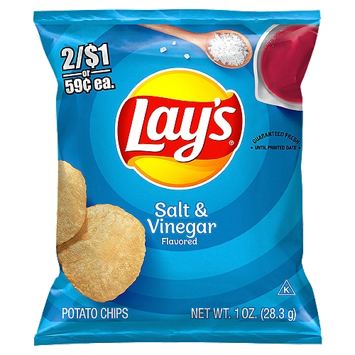 Lay's Salt & Vinegar Flavored Potato Chips, 1 oz