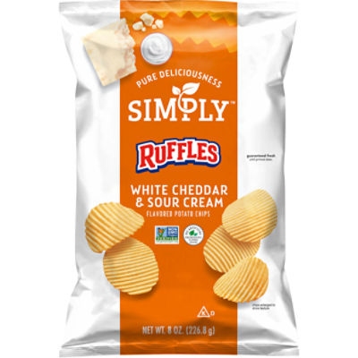 Ruffles Simply White Cheddar & Sour Cream Flavored Potato Chips, 8 oz