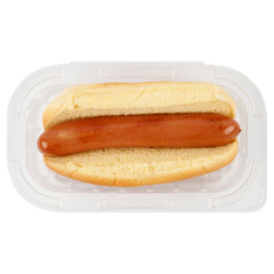Store Prepared Black Bear Hot Dog On Bun, 4 oz