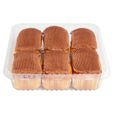 Mini Yellow Cake with Chocolate Icing, 6 Pack