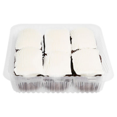 Mini Chocolate Cake with Vanilla Icing, 6 Pack