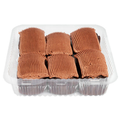 Mini Chocolate Cake with Chocolate Icing, 6 Pack