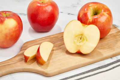 Fresh Sugar Bee Apple