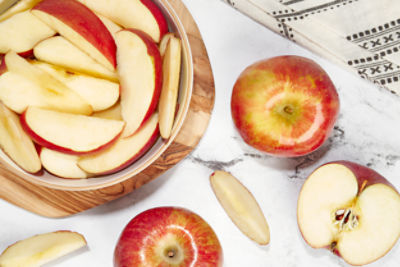 Fresh Fuji Apple Image 4 of 6