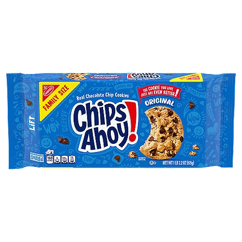 Nabisco CHIPS AHOY! Original Real Chocolate Chip Cookies Family Size, 1 lb 2.2 oz
One 18.2 oz, family size package of CHIPS AHOY! Original Chocolate Chip Cookies (packaging may vary)
Classic cookies loaded with real chocolate chips
Crispy chocolate chip cookies baked to have the perfect amount of crunch
Enjoy these CHIPS AHOY! cookies as a dessert or treat at school, work or home
Crunchy cookies are perfect for parties and family gatherings