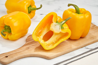 Fresh Yellow Bell Pepper