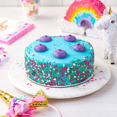 Our Specialty Treat Shop Unicorn 39 oz Cake