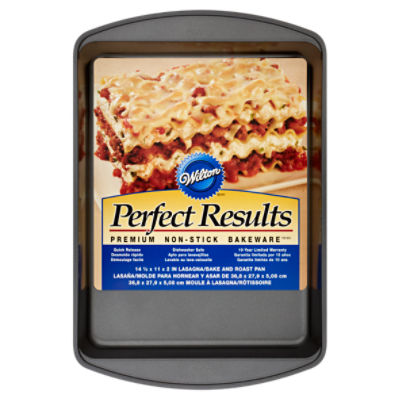 Wilton Perfect Results Premium Non-Stick Bakeware Lasagna/Bake and Roast Pan