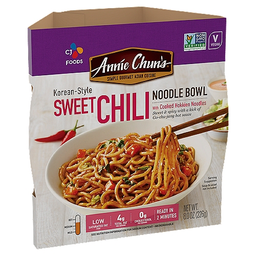 CJ Foods Annie Chun's Korean-Style Sweet Chili Noodle Bowl, 8.0 oz
You're about to experience some authentic Korean sweet heat. Go-chu-jang, a sweet- hot-salty traditional Korean sauce, blends perfectly with tender Hokkein noodles, bok choy, carrots, cabbage and sesame seeds to create this Korean-style bowl full of flavor. It's an easy way to fire up your taste buds and sweeten up your day.
