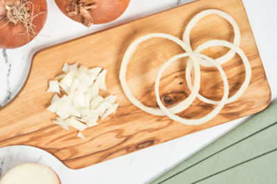 Wholesome Pantry Organic Yellow Onions, 3 lb bag
