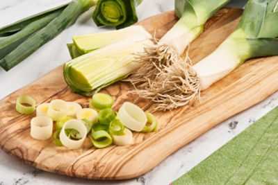 Fresh Organic Leeks, bunch