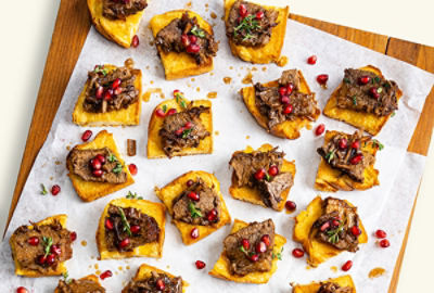 Balsamic Brown Sugar Brisket Bites with Pomegranate and Onion