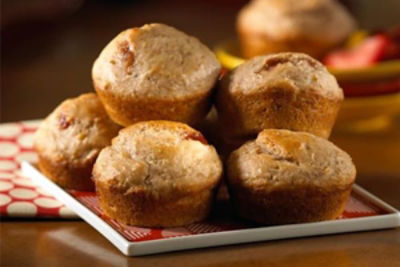 Banana Muffins with Strawberries