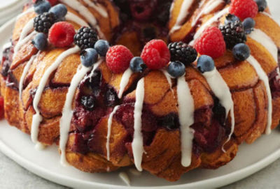 Berry-Cinnamon Roll Monkey Bread