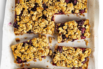 BlackberryAlmondCrumbleBars.jpg