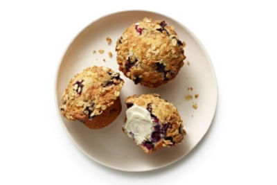 Blueberry Oat Muffins with Cinnamon Oat Crumble