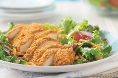 Crispy Chicken BLT Salad