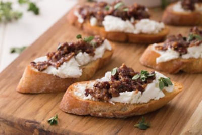 Crostini with Olive–Fig Tapenade