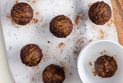 Customizable Chai Tea Latte Hot Chocolate Bombs