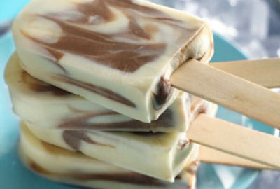 Double Chocolate Swirl Pops