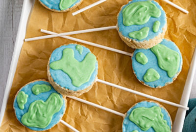 Earth Day Rice Crispy Pops