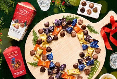 GODIVA®ChocolateHolidayWreath.jpg