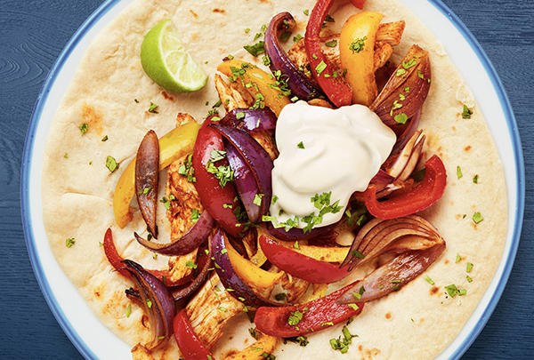 Hellmann’s Quick and Easy Spicy Pepper & Chicken Wrap