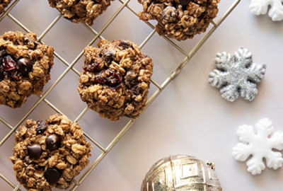 Holiday Oatmeal Cookies