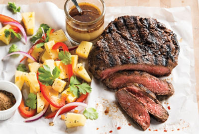 Jerk Sirloin Steak with Pineapple-Pepper Salad