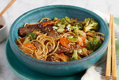 One Pot Beef & Broccoli Lo Mein