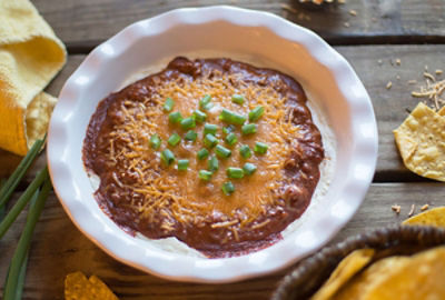 PHILLY Cheesy Chili Dip