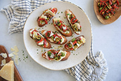 PepperandOliveBruschetta.jpg