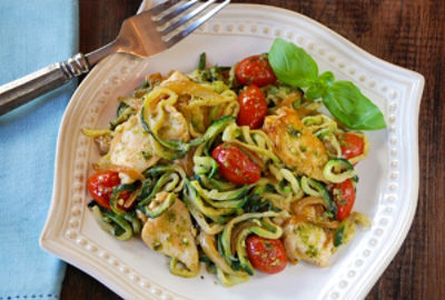 Pesto Z’paghetti with Chicken and Roasted Tomato