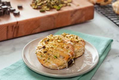 Pistachio Chocolate Scones