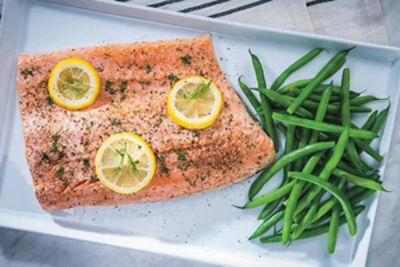 Slow Cooker Poached Salmon with Green Beans