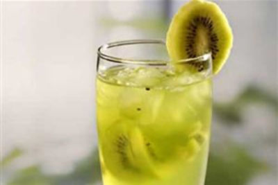 Sparkling Kiwi Lemonade