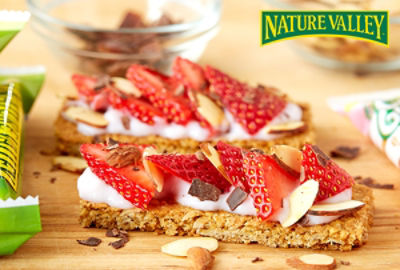 Strawberry Chocolate Granola Bars