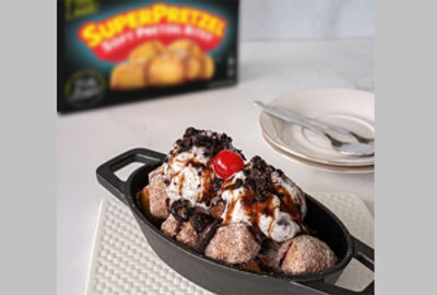 SuperpretzelCookiesCrèmeSundae.jpg