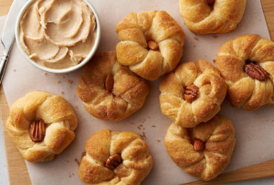 Sweet Crescent Roll Pumpkins