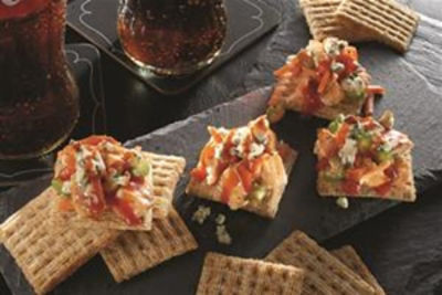 TRISCUITBuffaloChickenSaladTopper.jpg