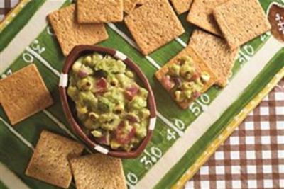 WHEAT THINS Grilled Corn & Tomato Guacamole